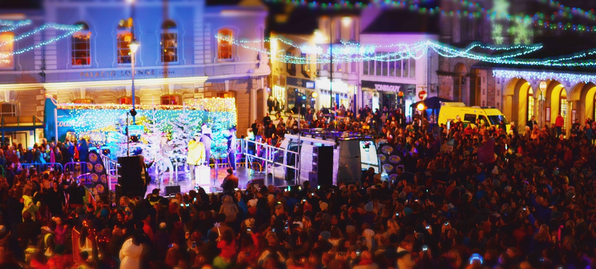 Falmouth Christmas Lights Switch On Go Cornwall Bus